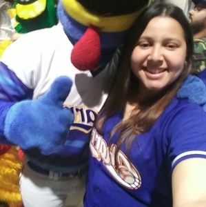 Meet your Posher, Reyna